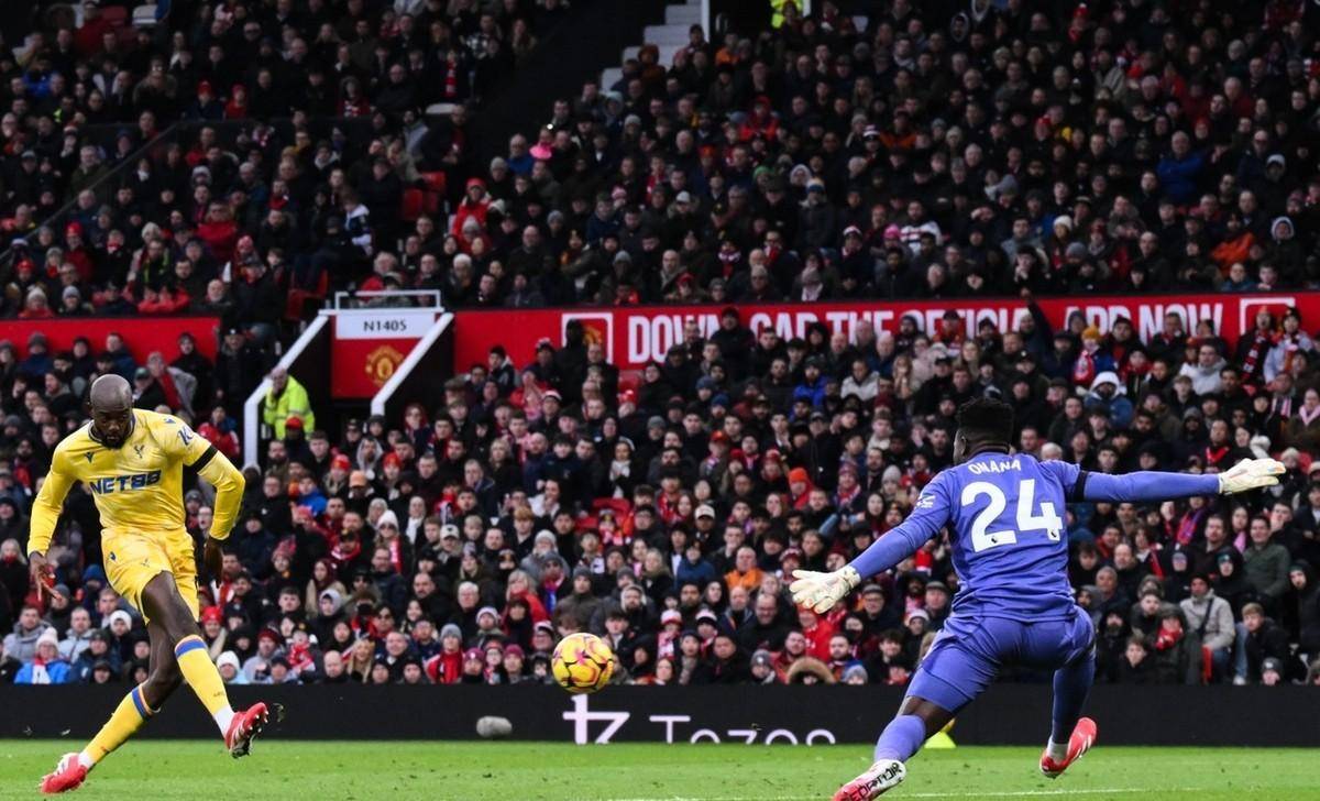 开云体育平台APP-包含曼联主场战平水晶宫，遭遇平局的词条