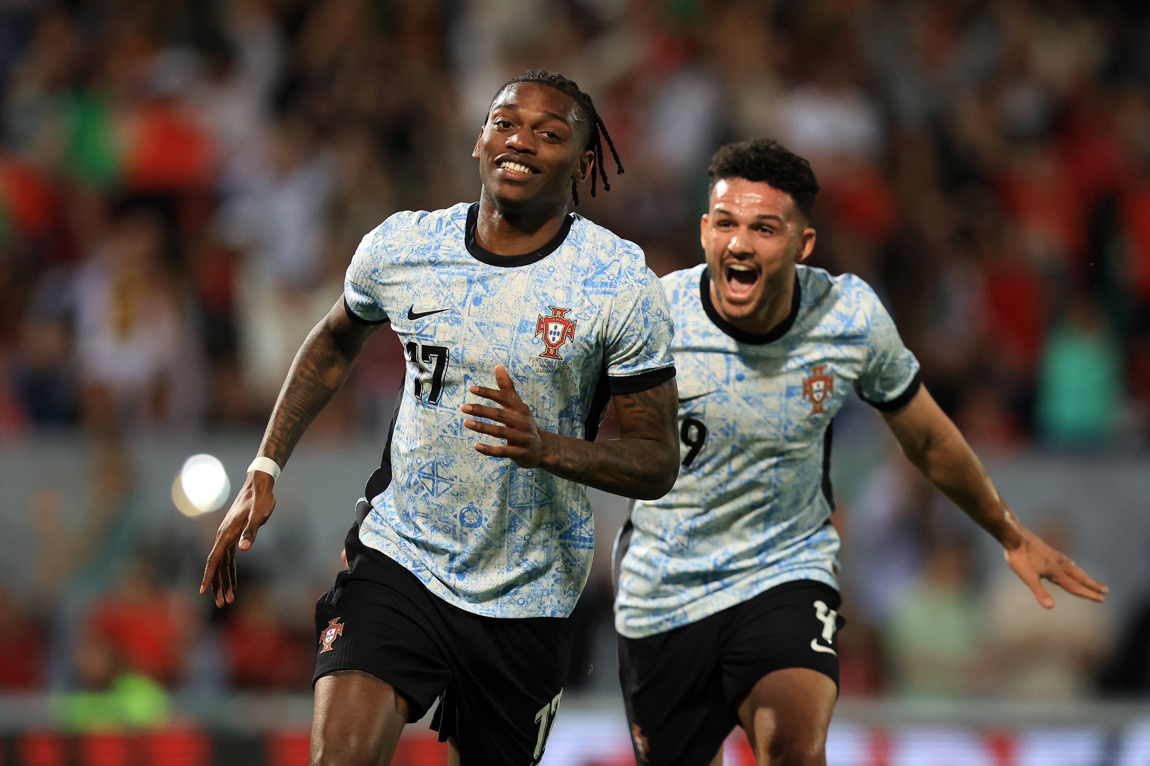 包含瑞典足球队备战欧洲杯,雄心壮志备受关注的词条 包含瑞典足球队备战欧洲杯,雄心壮志备受关注的词条