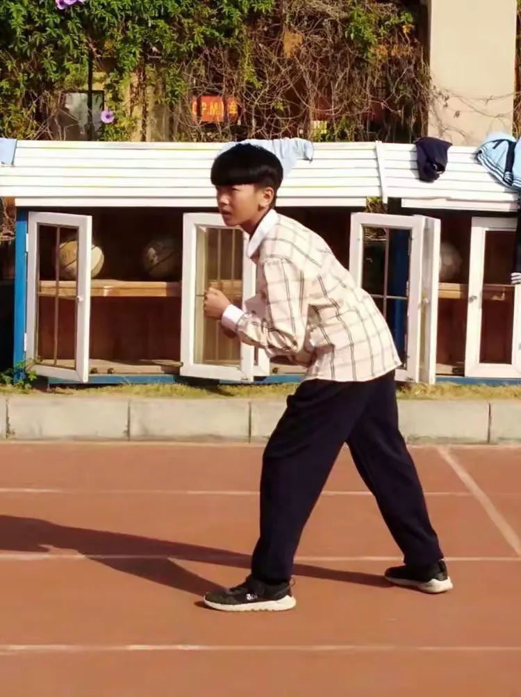 开云体育-包含南美运动员顽强拼搏，突破自我创佳绩的词条