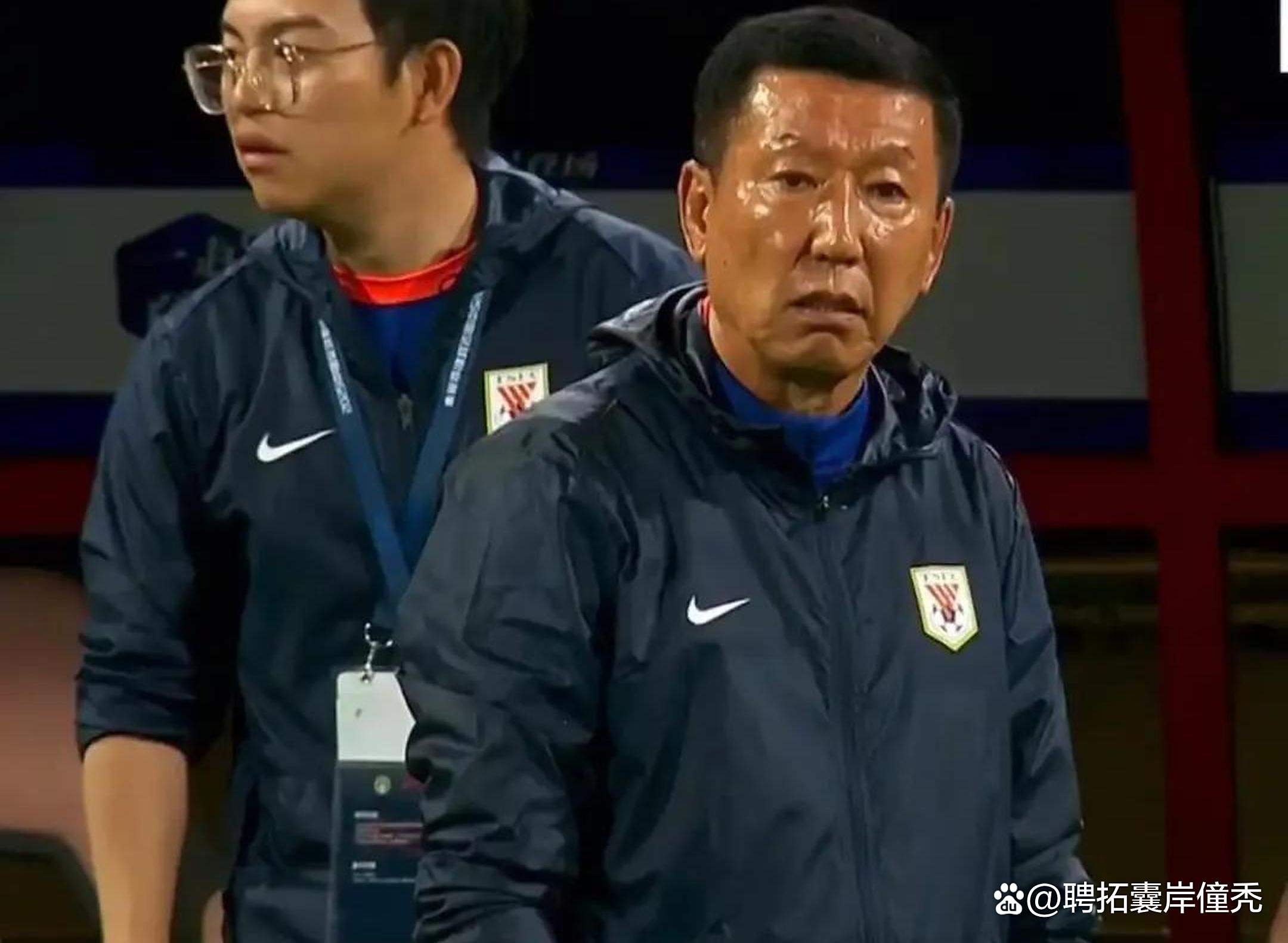 临危受命，球员挽局，助球队晋级的简单介绍