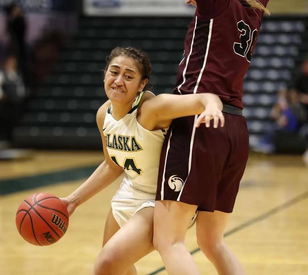 包含美职篮球明星因伤缺席下一场比赛的词条