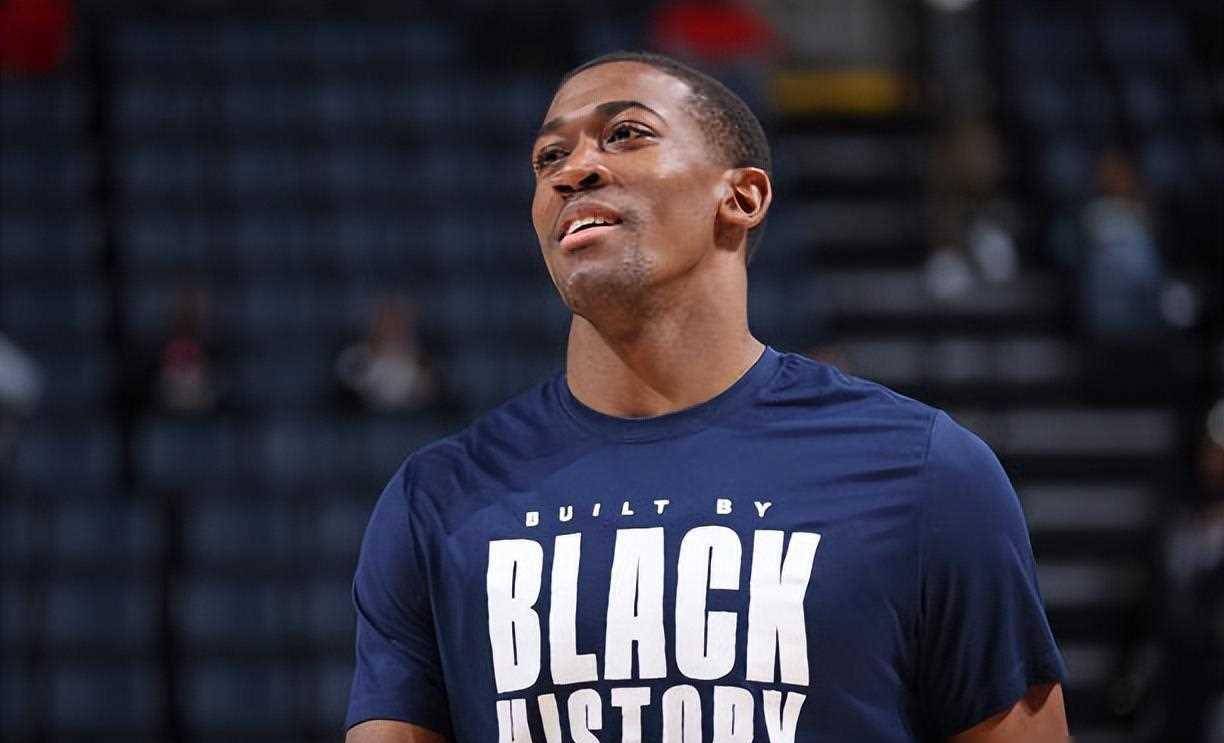 关于灰熊队中锋受伤，恐缺阵一周的信息