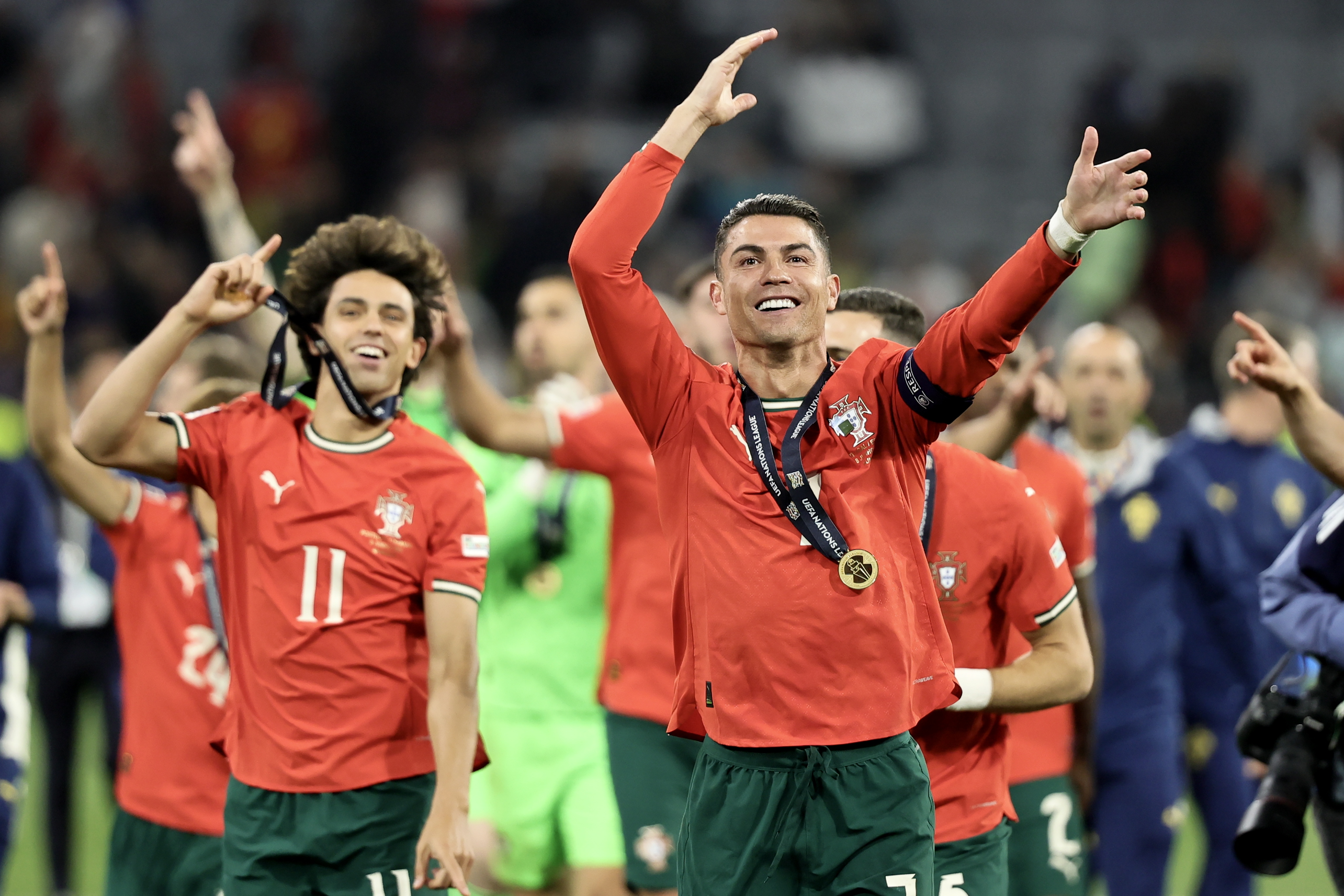 欧预赛比赛场面精彩,球队精神面貌崭露头角的简单介绍 欧预赛比赛场面精彩,球队精神面貌崭露头角的简单介绍