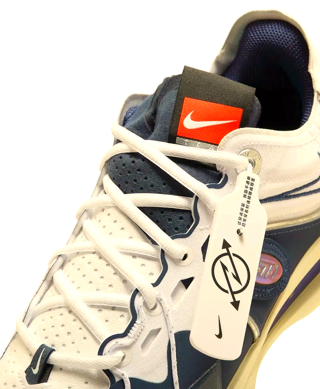 包含职业篮球员代言新款球鞋,引领潮流的词条 包含职业篮球员代言新款球鞋,引领潮流的词条