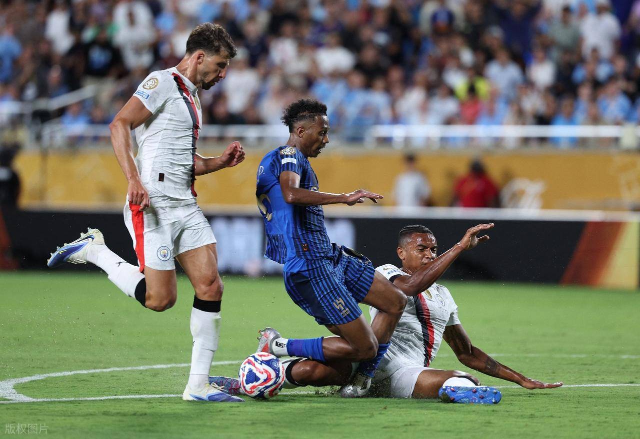 开云下载-包含阿根廷轻取国足，哈兰德扑点救主德甲的词条