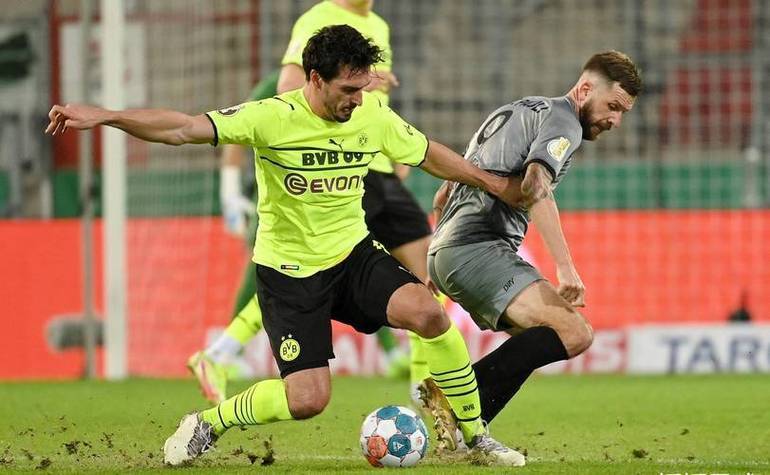 开云体育下载-多特蒙德迎战南部强敌，全力以赴