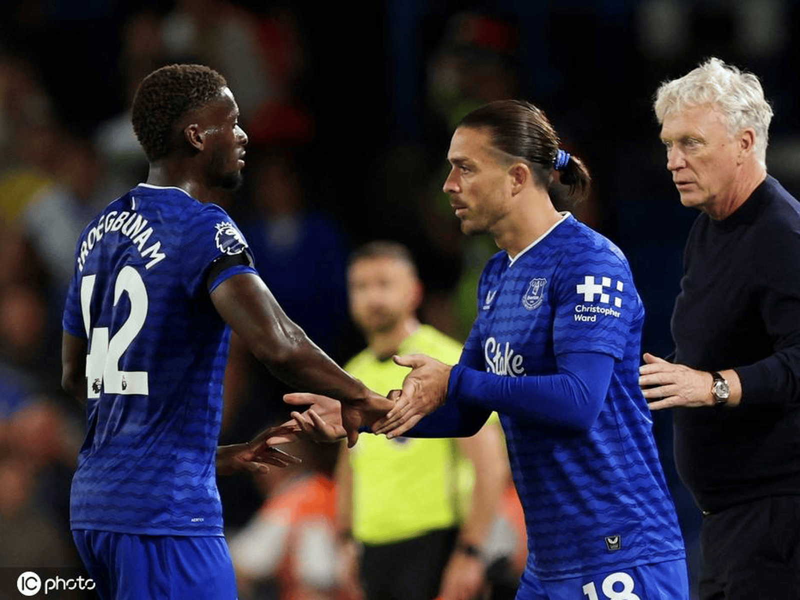 开云官网-埃弗顿客场失利，英格兰顶级联赛前九位置岌岌可危的简单介绍