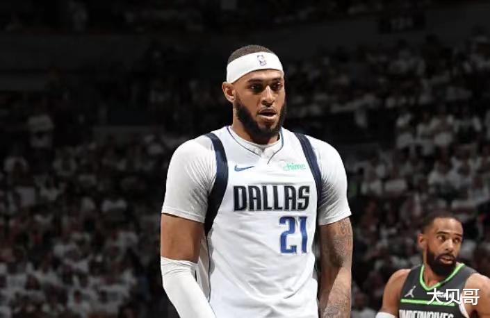 包含绿军击败独行侠，展现强大实力的词条