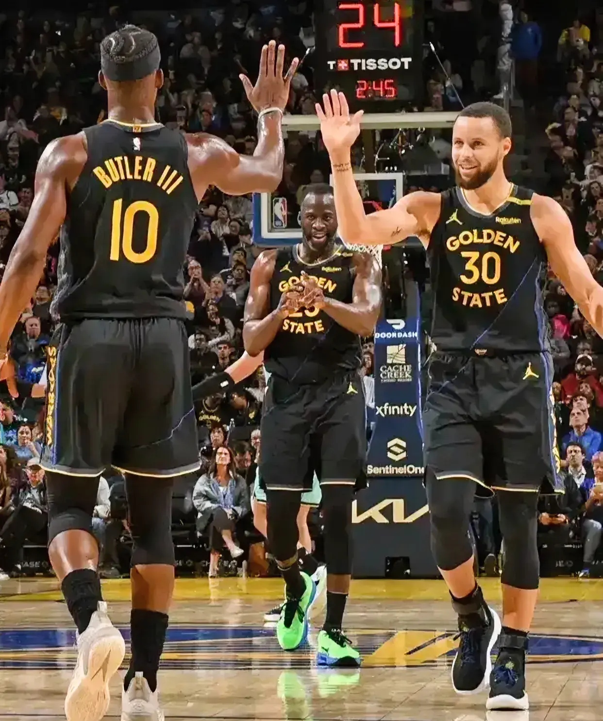 开云体育-勇士轻取爵士，稳步晋级半决赛