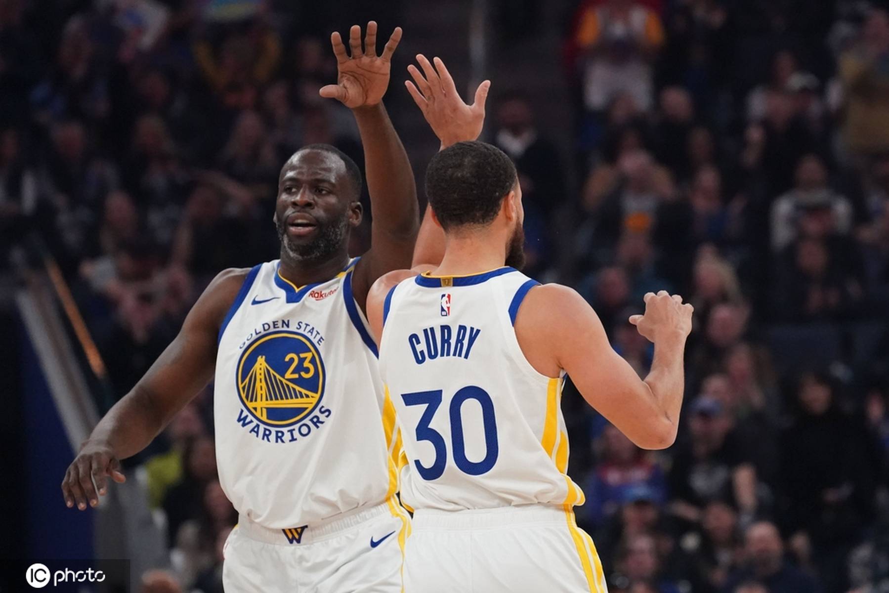 关于公牛客场力克勇士，克服赛季初不利局面的信息