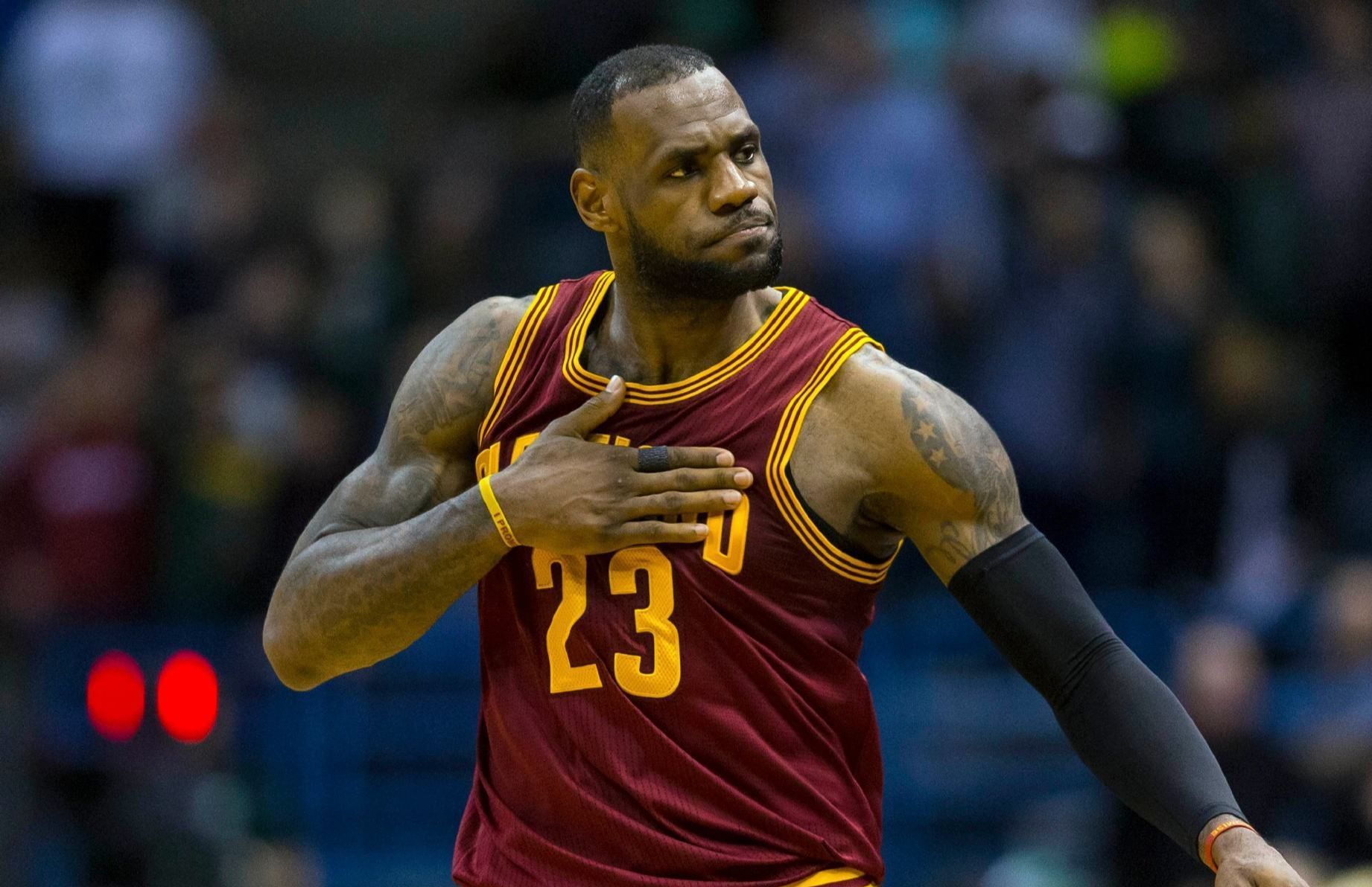 开云体育登录-包含回顾NBA2K经典时刻：传奇再现的词条