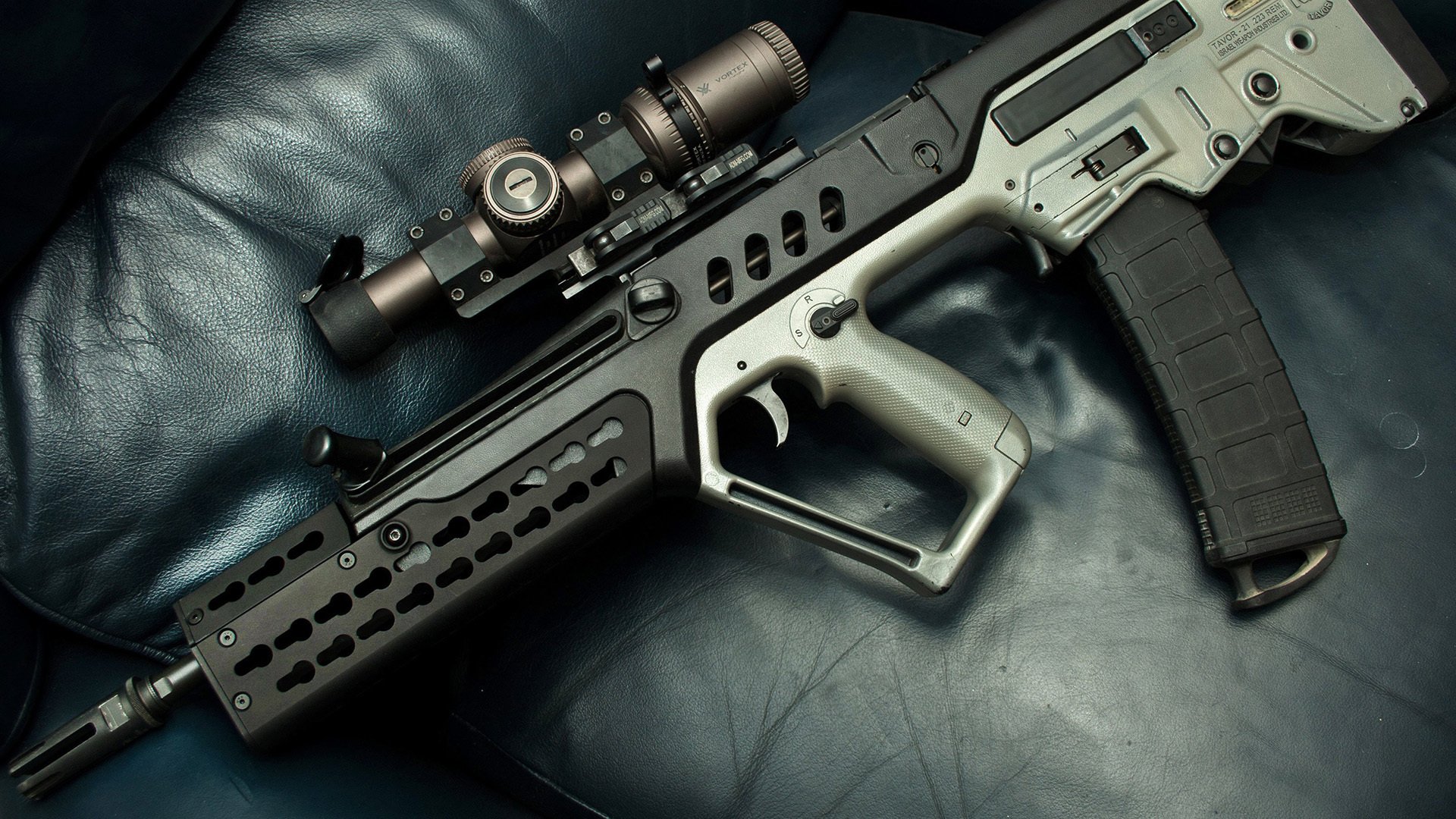 开云体育-双重舞台，莱比锡红牛的战术碾压与本泽马的王者降临