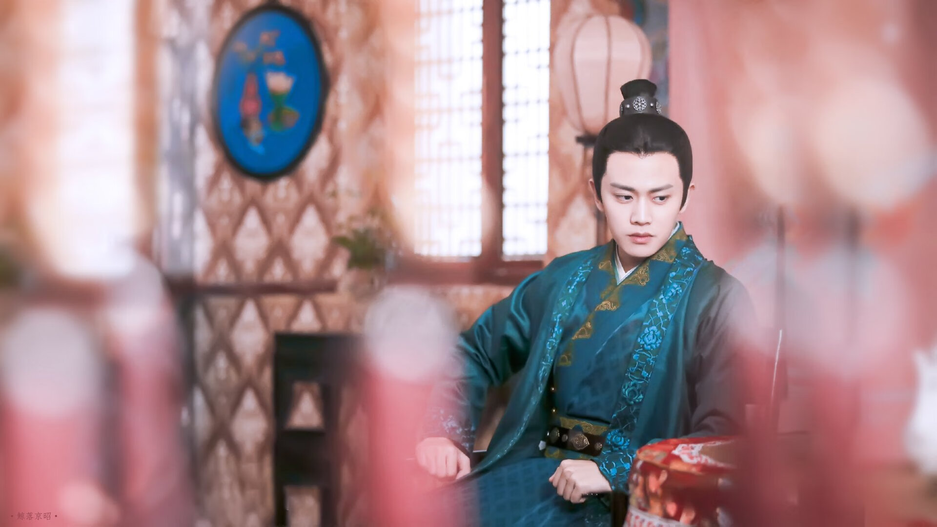 开云体育APP下载-铁骑破高原，风城新王，拉文在季后赛舞台的暴力美学